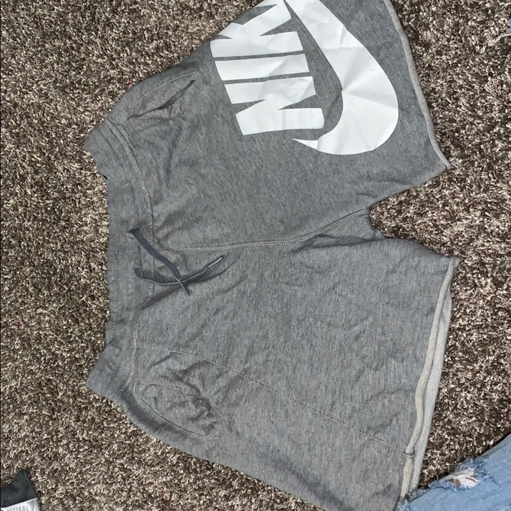 gray nike shorts